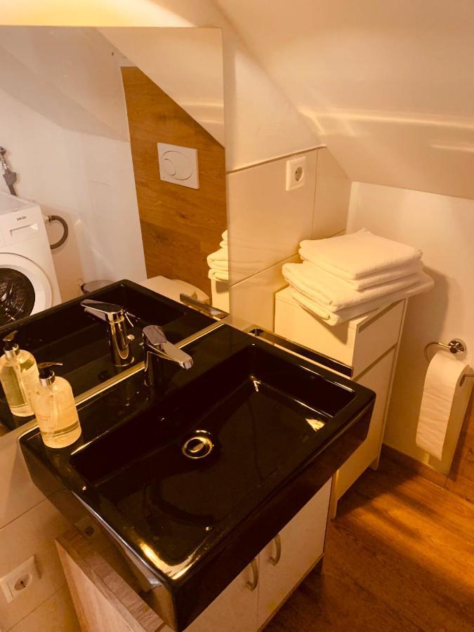 Felix Living 3, Modern & Cozy 2 Zimmer Wohnung, Netflix, Parkplatz Salzweg Bagian luar foto
