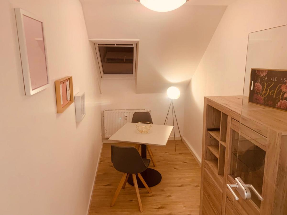 Felix Living 3, Modern & Cozy 2 Zimmer Wohnung, Netflix, Parkplatz Salzweg Bagian luar foto